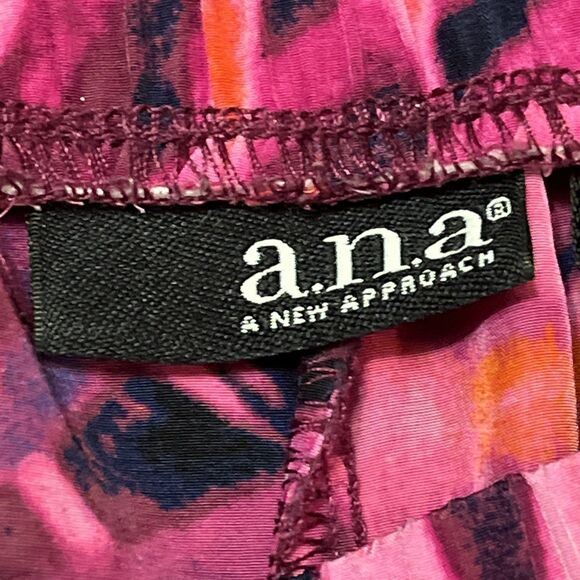 A.N.A A New Approach Multicolored Activewear Shorts Women’s Size M - Picture 4 of 8